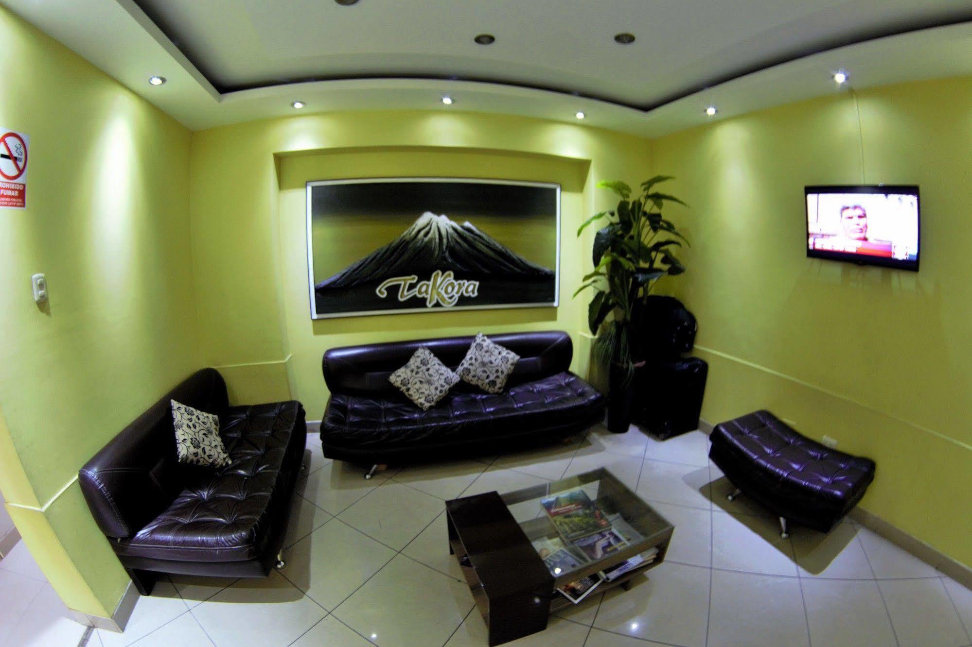 Takora Inn Tacna Bagian luar foto